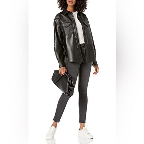 Styles in Black and White!  See at my live show. - Picture 13 of 16